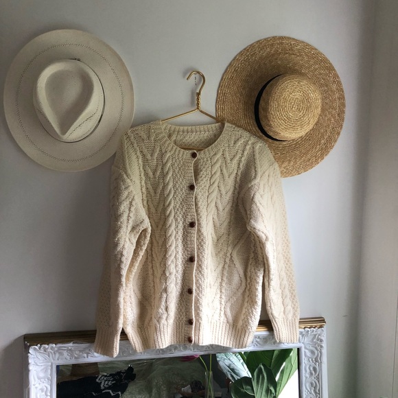 Handmade Vintage Fisherman Cardigan in Ivory Cream - Picture 7 of 7